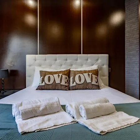 Charming 1 Bedroom In By Lovelystay Appartamento